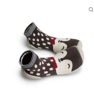 Charming Brown and White Kids Slippers kids shoe socks. Sure 18/19 is 3.5 to 4